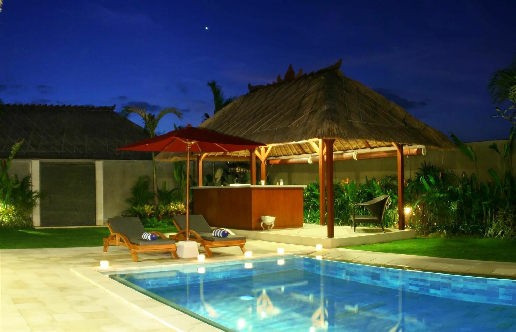 Villa Alam Семиняк Екстериор снимка